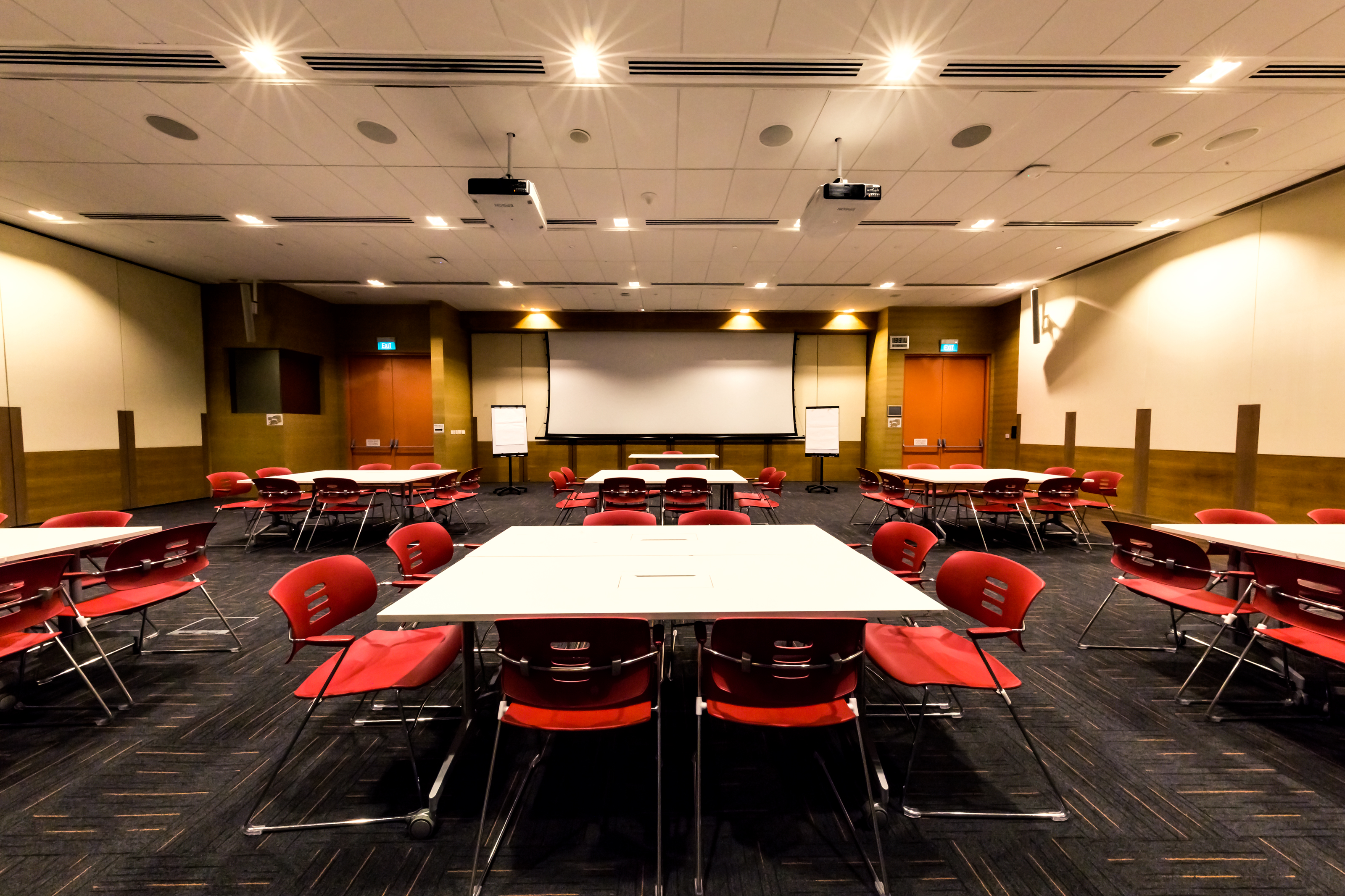 event-hall-2-1-002