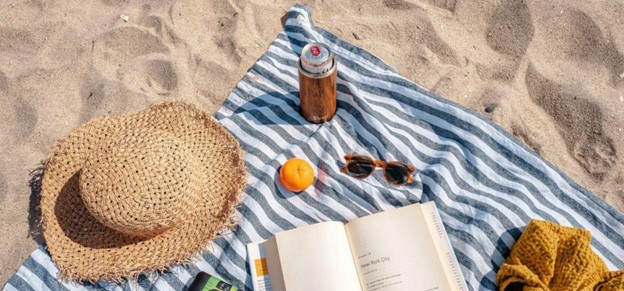 planning holiday AI
