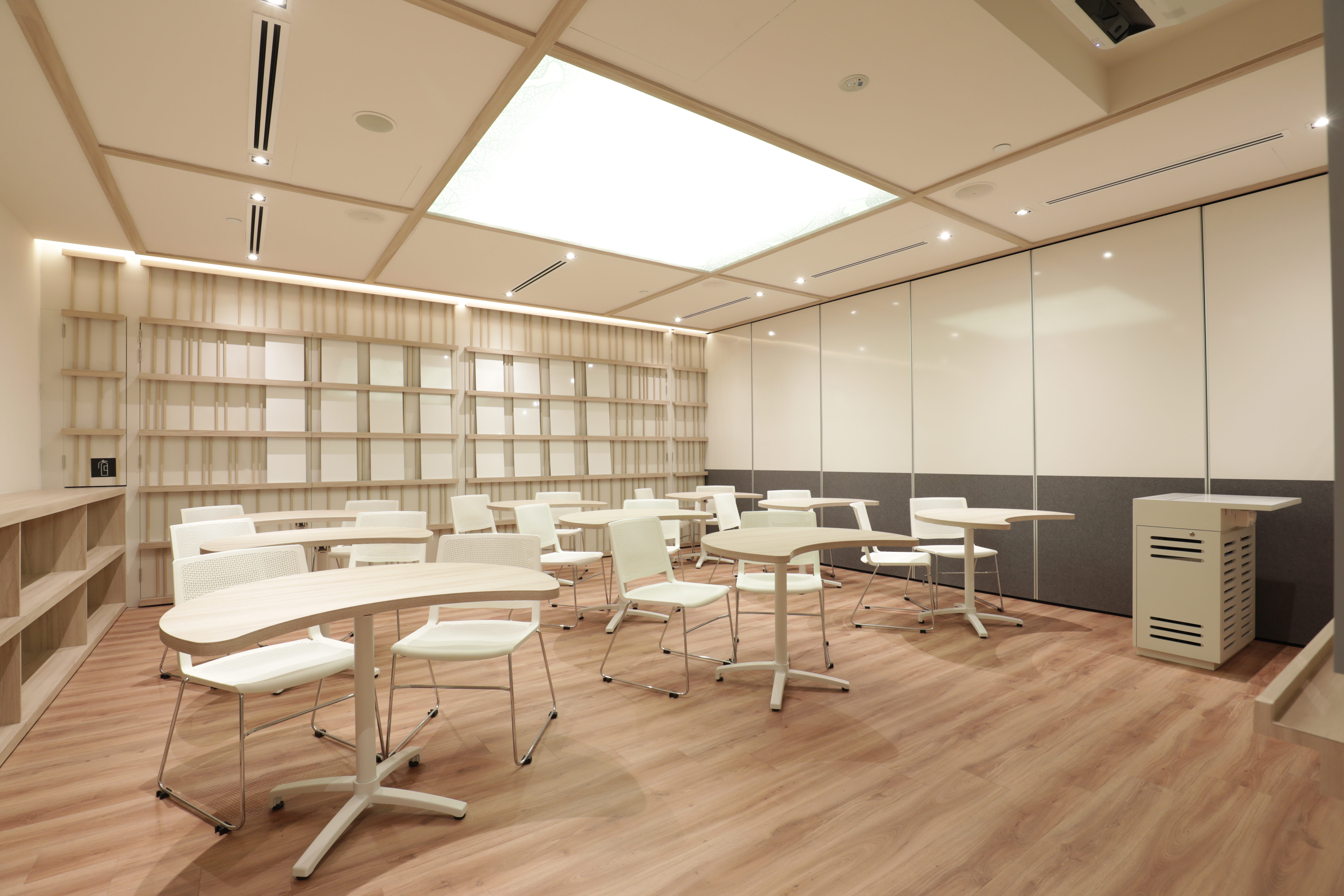 R4 Book Hall